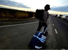 Sean Penn, a Hollywood star, walks out of Ukraine on foot, claiming that he is just a few miles from the Polish border