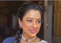 Rupali Ganguly claims that her father was forced to sell their home when the project starring Dharmendra was postponed: ‘A significant loss for the family’