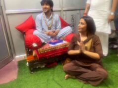 Happy Vibes: Actress Veronica Vanij seeks blessings of Bageshwar Dham Sarkar ahead of upcoming release ‘Non Stop Dhamaal’, pictures go viral
