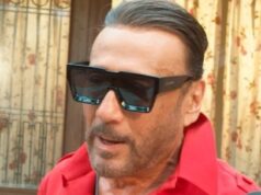 Bollywood star Jackie Shroff educated the paps in an entertaining way – here’s how!