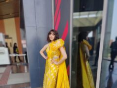 Adah Sharma walks bare foot on the ramp !