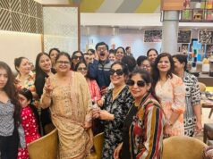 Real-Life Bhabhis ne ghera Tiwari Ji ko