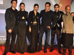 Several Bollywood stars join Salman Khan at the star-studded Farrey screening.