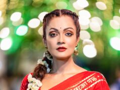 Actress Sheena Chohan Takes Blessings at Durga Puja Hosted by Kajol and Rani Mukherjee Before Her Hindi Debut in Sant Tukaram.